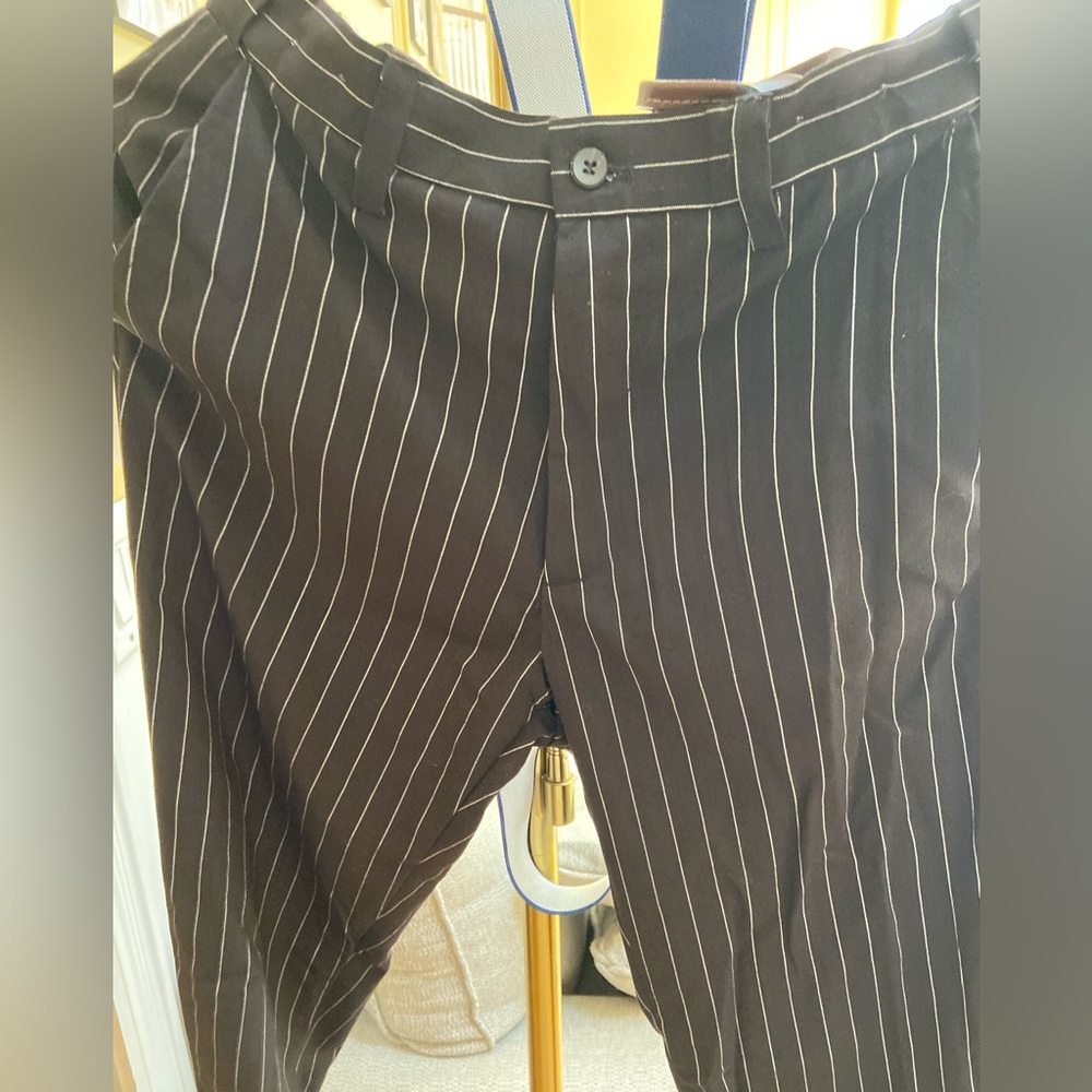 Mens Black and pin stripe Suit w suspenders 32X31 Great condition Jacket size 36